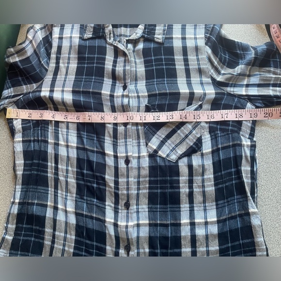 Brody Myles Blue Plaid Rayon Shirt Size Small - Picture 11 of 15
